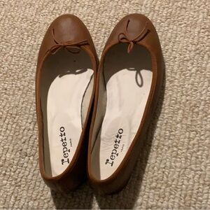 EUC Repetto Paris tan flats